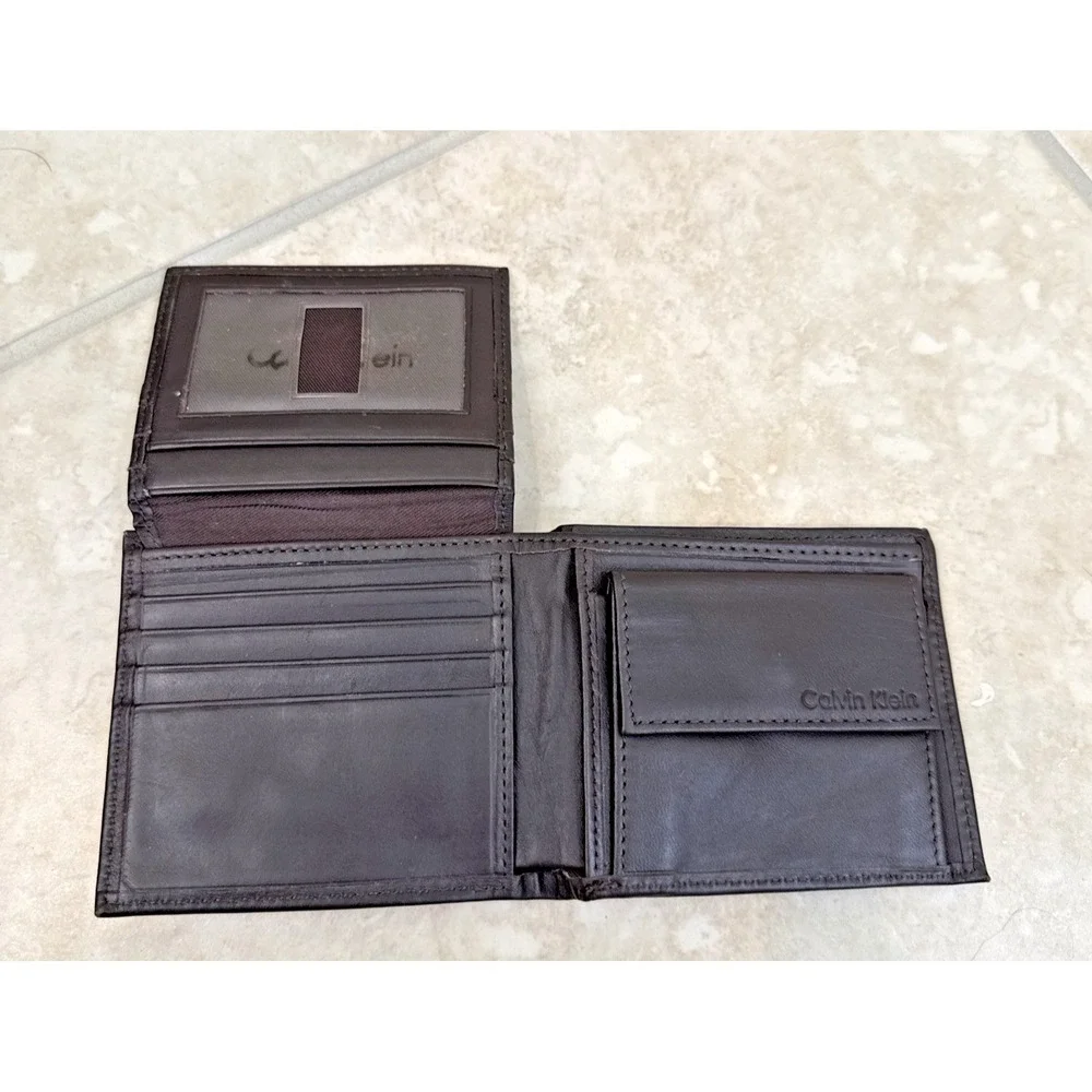 CALVIN KLEIN Brown Leather Wallet Bifold Coin Pocket ID 4x3.5 Everyday Casual